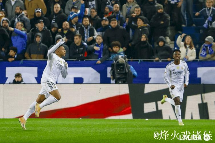 2-1 14亿豪门终结连败6轮2胜 神锋17轮17球 昔日亿元前锋28轮首球 2-1 14亿豪门终结连败6轮2胜 神锋17轮17球 昔日亿元前锋28轮首球