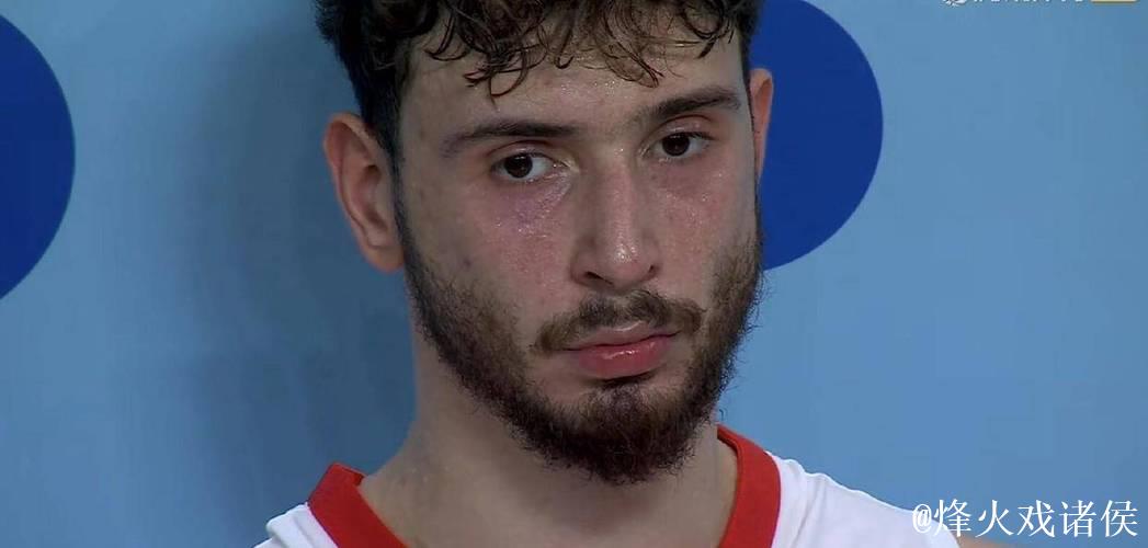 申京穿着Lebron NXXT Gen,空砍33分10篮板10助攻 申京穿着Lebron NXXT Gen,空砍33分10篮板10助攻